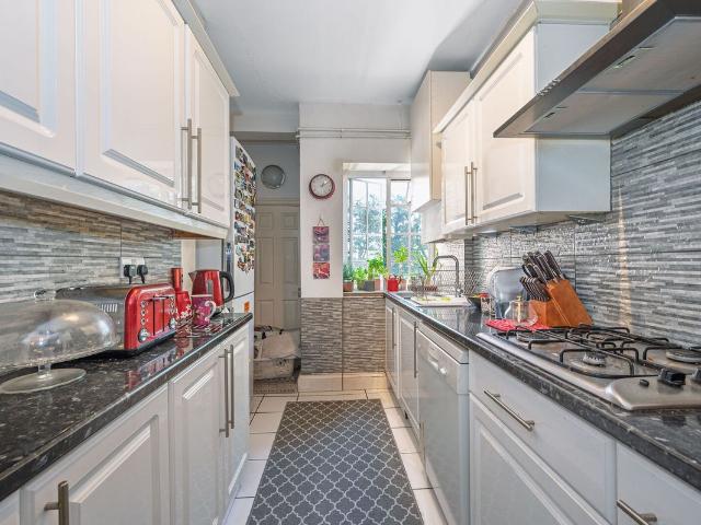 Apartment for rent in London Borough of Barnet, Greater London