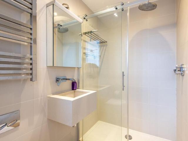 Apartment for rent in Belsize Park, Greater London