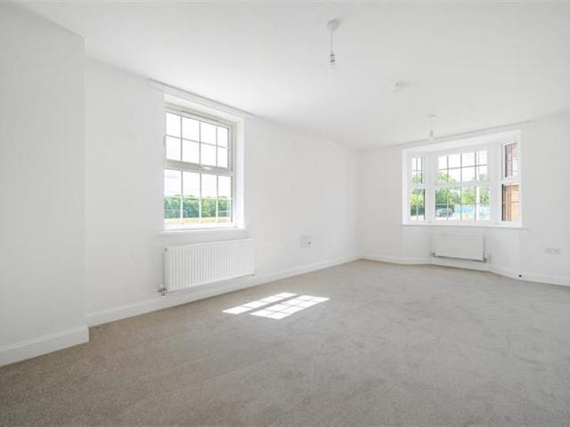 House for rent in Finchampstead, Arborfield Green