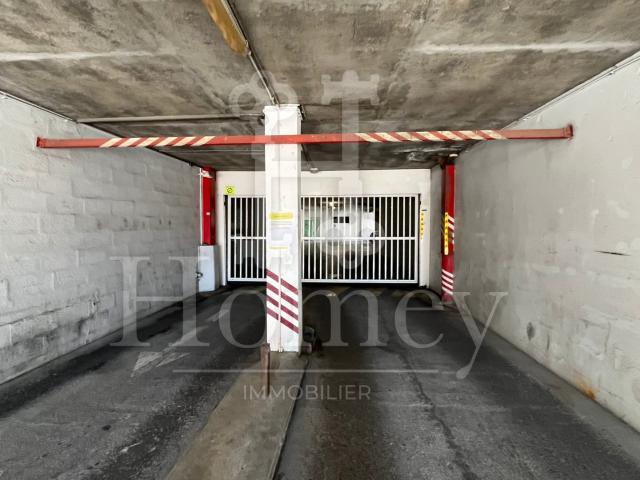 Garage location à Saint-Julien-en-Genevois, Annemasse
