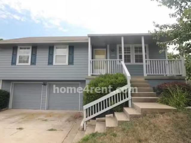 Condo for rent in Lees Summit