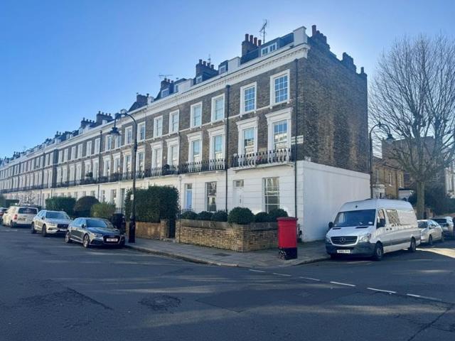 House for rent in Primrose Hill, Greater London