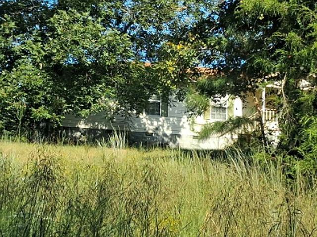 House for sale in Bayside, Northport