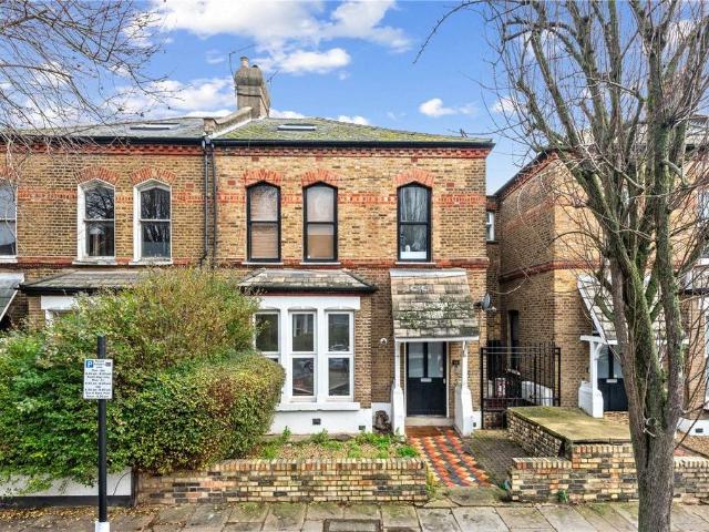 House for rent in Brownswood Park, Stoke Newington
