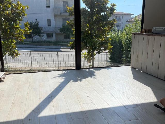 Appartamento in affitto a Piattoni, Marche