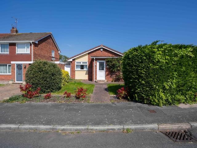 House for rent in Westminster Park, Two Mills