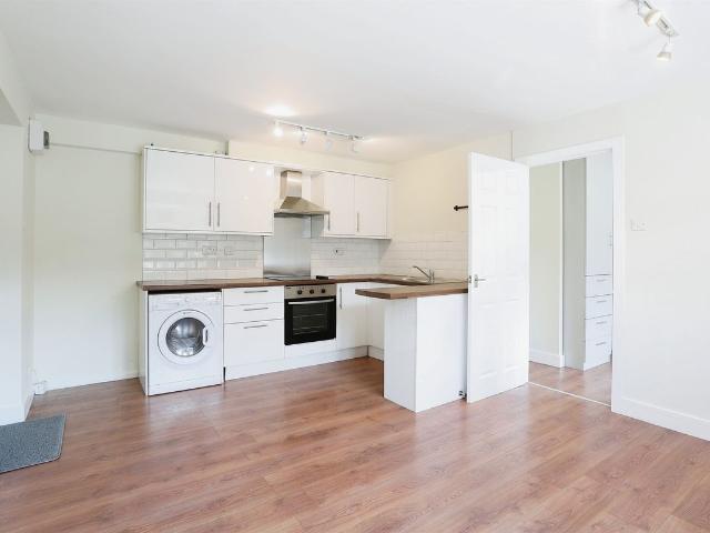 Apartment for rent in Greenbank, Leftwich