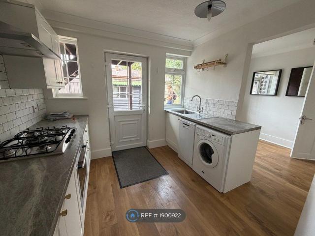 House for rent in London Borough of Bromley, Greater London