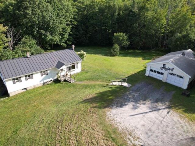 House for sale in Washington, Vermont