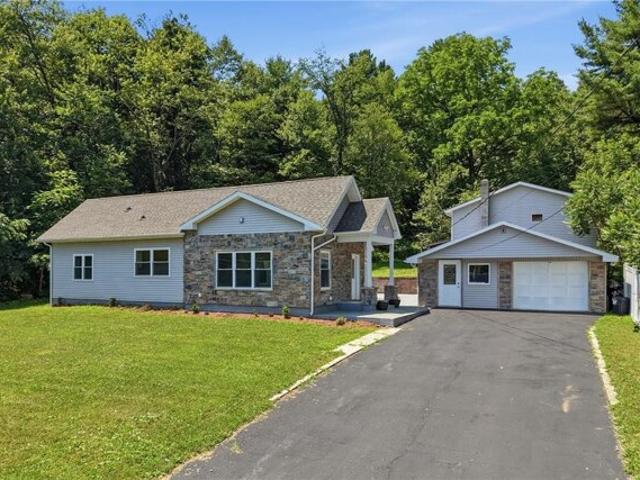 House for sale in Carbon, Pennsylvania