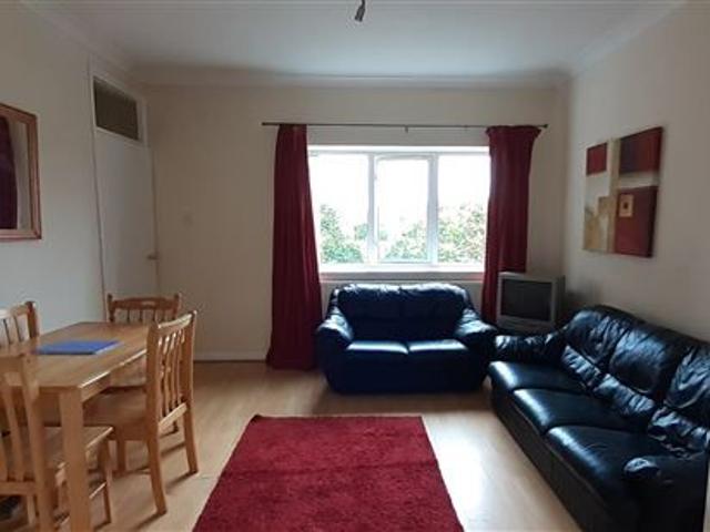 House to rent in Bluebell, North Tipperary