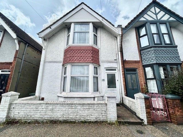 House for rent in Roselands, Eastbourne