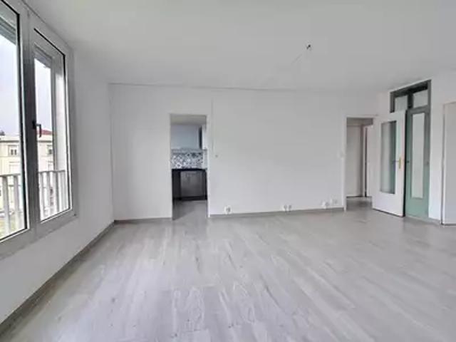 Appartement vente à Saint-Étienne, Firminy