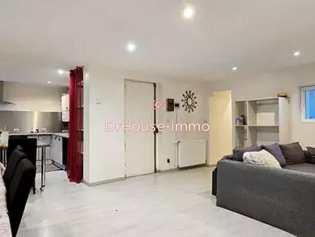 Appartement vente à Saint-Étienne, Firminy