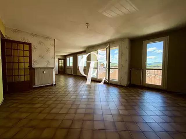 Appartement vente à Saint-Étienne, Firminy