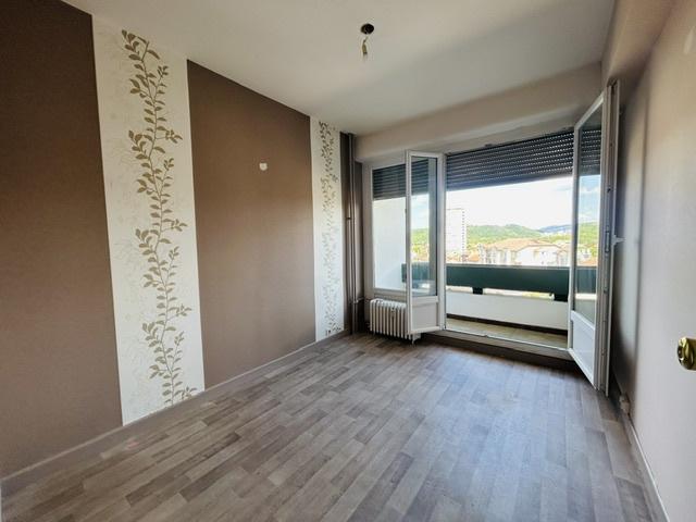 Appartement vente à Saint-Étienne, Firminy