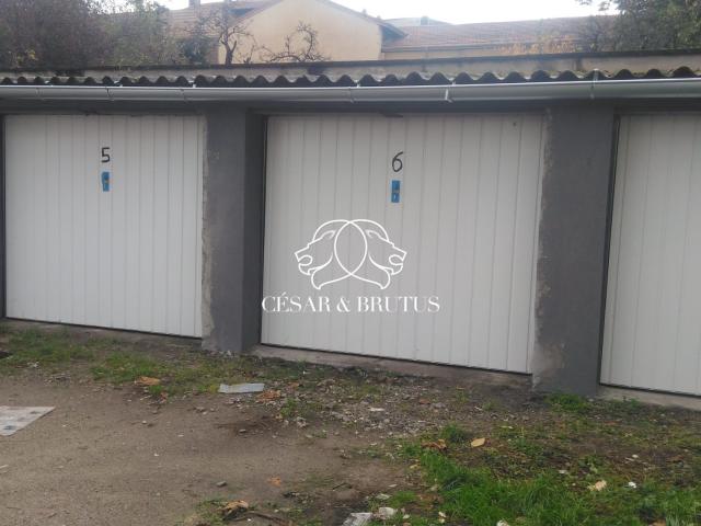 Garage vente à Saint-Étienne, Firminy