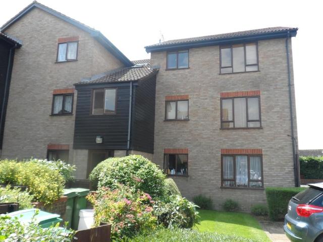 Apartment for rent in London Borough of Merton, Mitcham