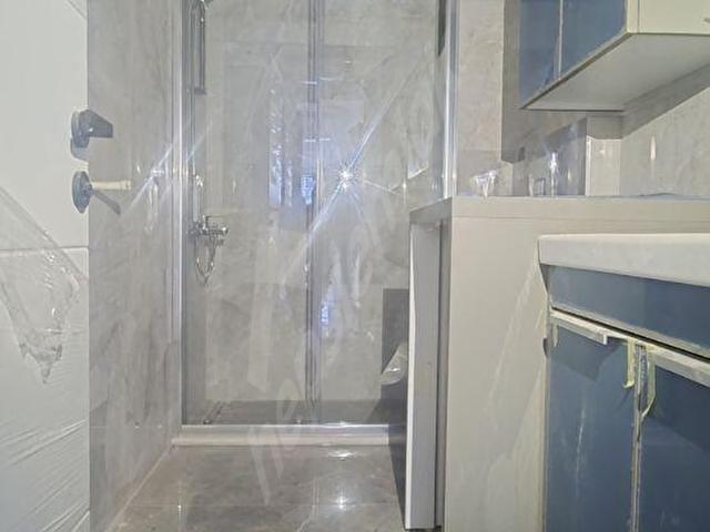Karşiyaka, İzmir içerisinde satılık mülk