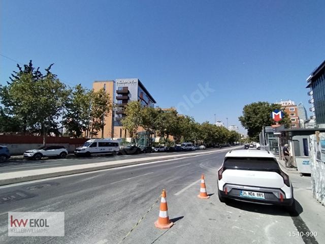 Ataşehir, İstanbul içerisinde satılık Dükkan