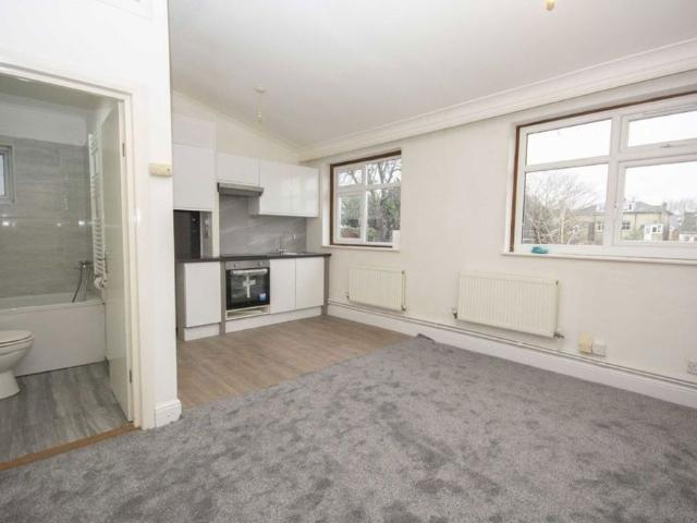 Apartment for rent in Hendon, Greater London