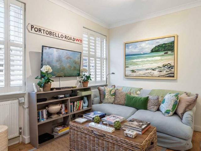 Apartment for rent in North Kensington, Greater London