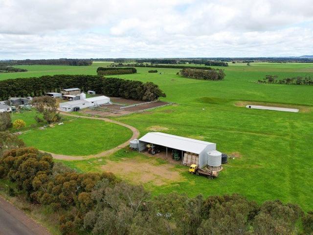 Cottage for sale in Caramut, Shire of Moyne
