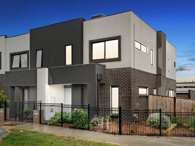Townhouse for rent in Camerons Creek, Victoria