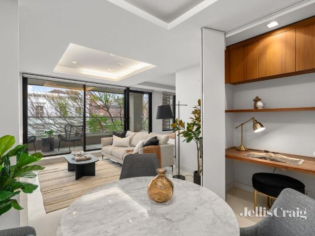 Apartment for rent in East Melbourne