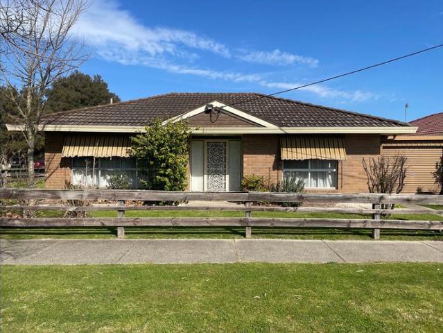 Apartment for rent in Sale, Victoria