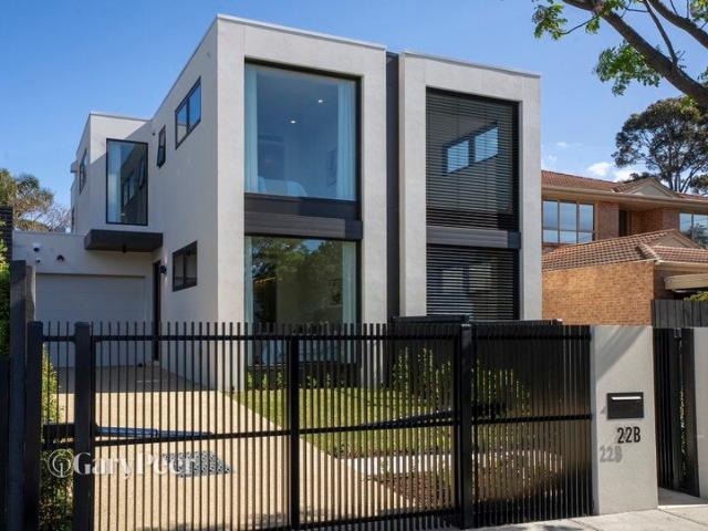 Townhouse for sale in Caulfield South, Melbourne