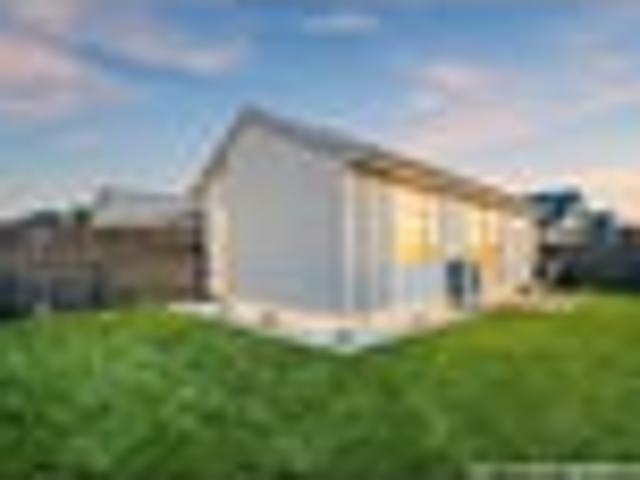 House for sale in Chaslands, Canterbury