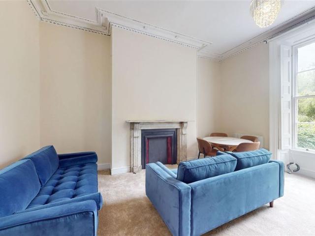 Apartment to rent in Bluebell, North Tipperary