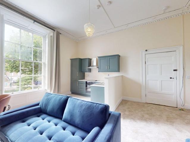 Apartment to rent in Bluebell, North Tipperary
