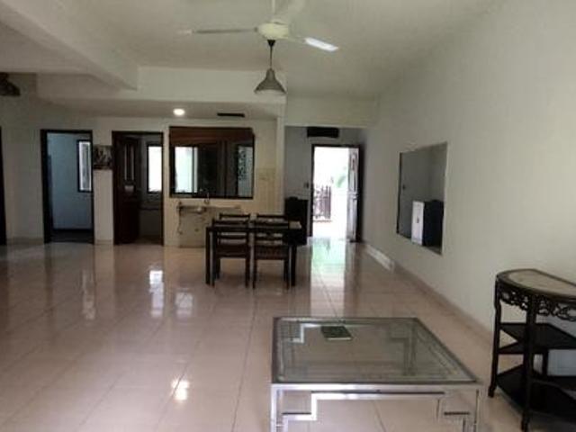 Apartment for rent in Tanjong Sepat, Selangor