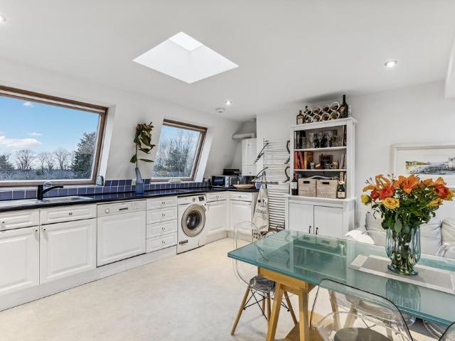 Apartment for rent in Fulham, Greater London