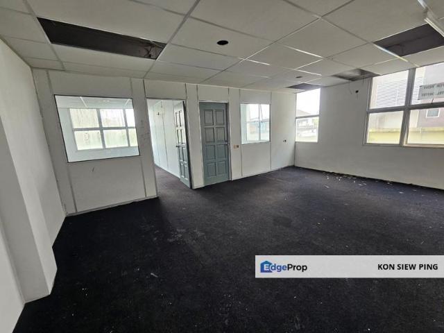 Shop for rent in Kuching