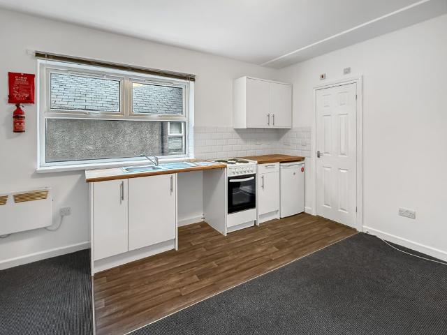 Studio for rent in Falcon Lodge, Wales