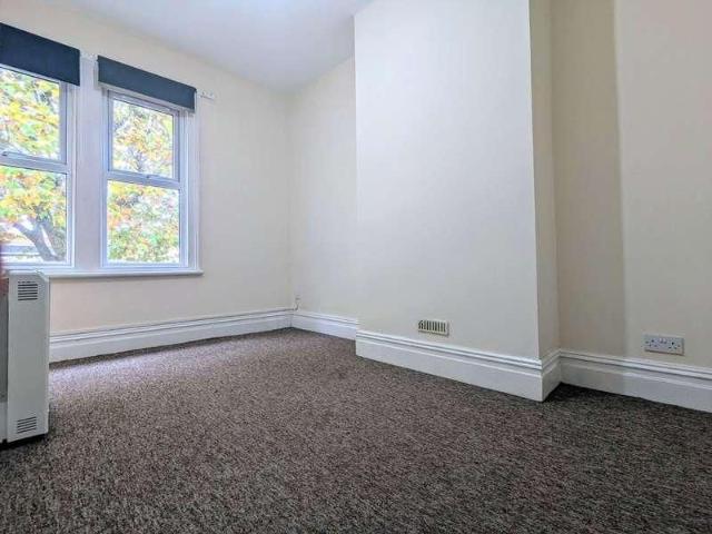 Apartment for rent in Bishopston, Feckenham
