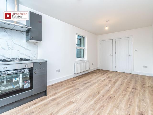 Apartment for rent in Homerton, Greater London