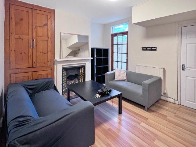 Room for rent in The Slade, Oxfordshire