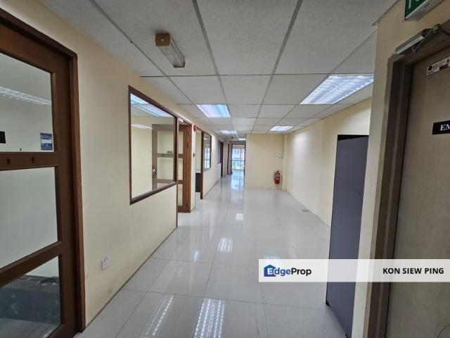 Shop for rent in Kuching