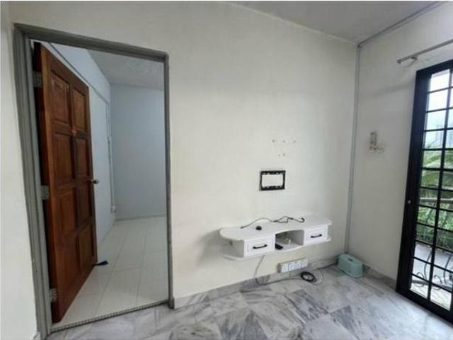 Apartment for sale in Malaka