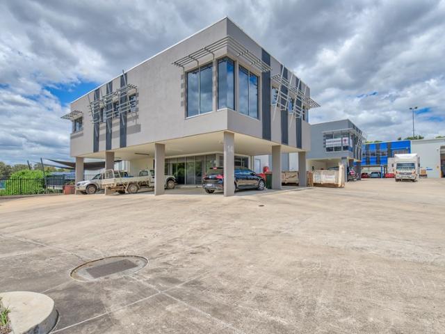 Warehouse for rent in Toombul, Queensland