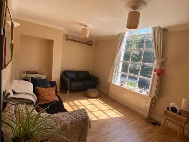 Apartment for rent in Hyde Park, Isle Of Man