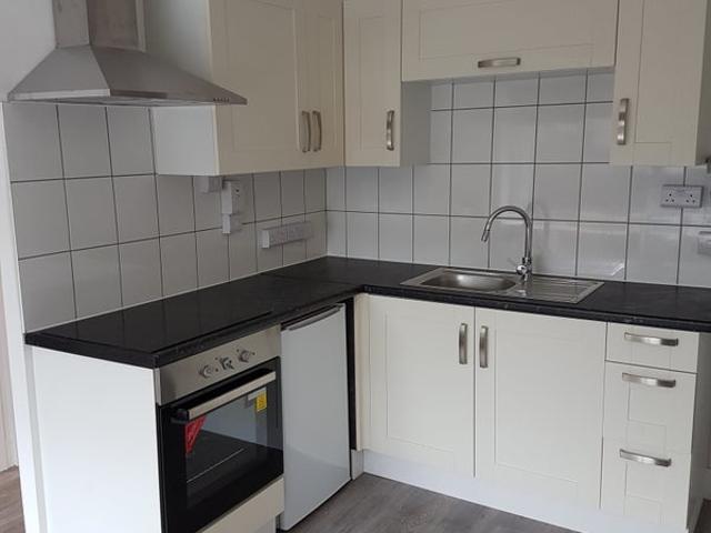 Apartment for rent in Chingford Mount, Highams Park