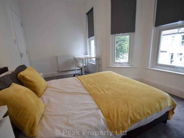 Room for rent in Southend City Centre Neighbourhood, Alton Barnes