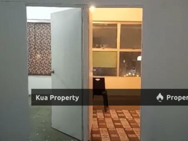Shop for rent in Kuching, Sarawak