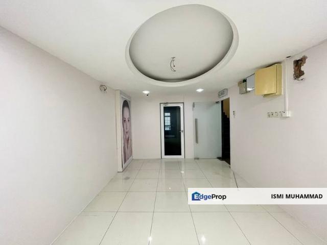 Shop for sale in Senawang, Seremban
