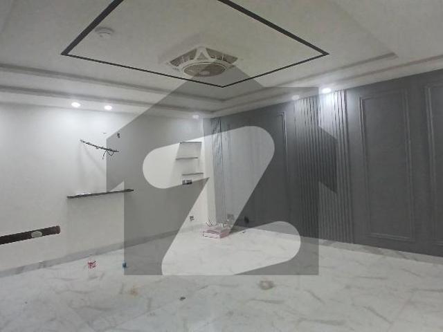 Apartment for rent in Multan, Islamabad Capital Territory